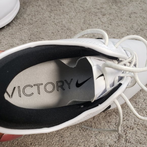 NWOT Nike Air Zoom Victory Tour 2 Mens Golf Shoe Sz 9 White/Black